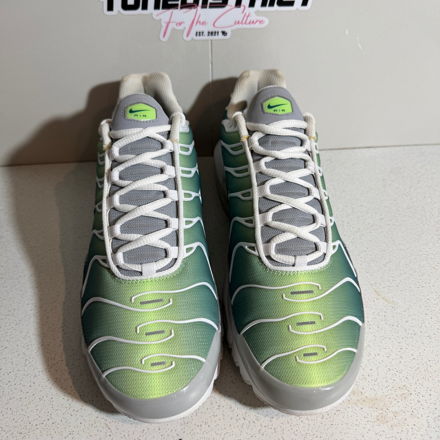 Nike Air Max Plus TN Ghost Green (Second Hand)