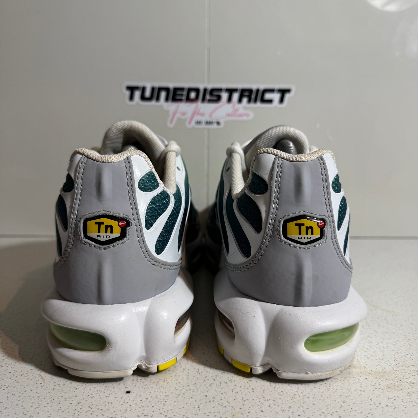 Nike Air Max Plus TN Ghost Green (Second Hand)