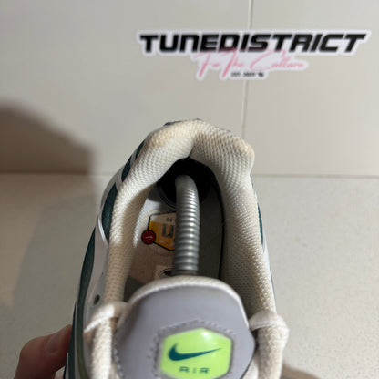Nike Air Max Plus TN Ghost Green (Second Hand)