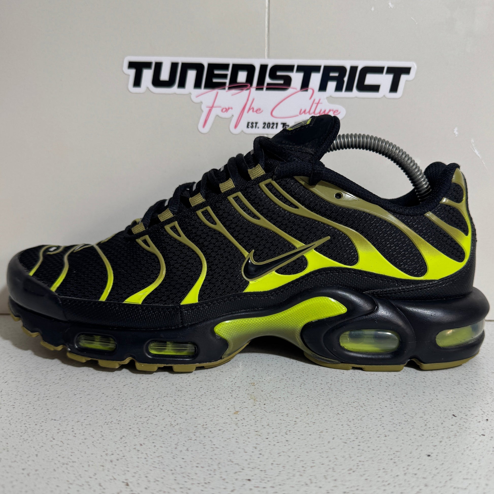 Nike Air Max Plus TN Black Cyber Pacific Moss (Second Hand