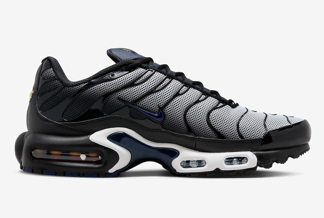 Nike Air Max Plus TN SE Midnight Navy TUNEDISTRICT
