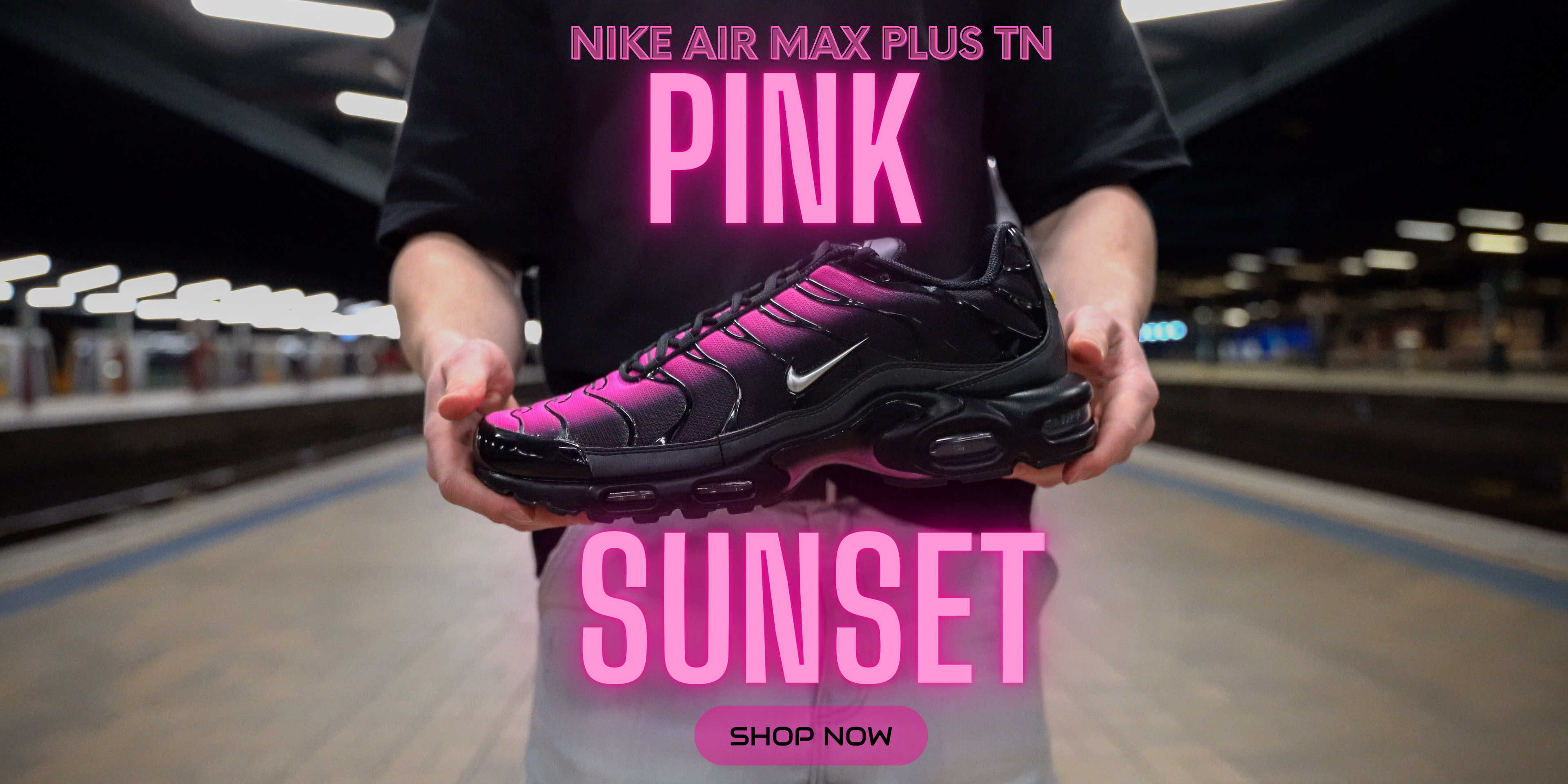 Supreme x Nike Air Max Plus TN Fire Pink On Feet Review 
