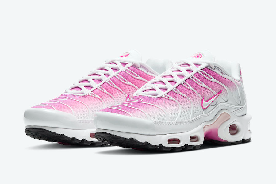 Nike air max plus pink and white hotsell